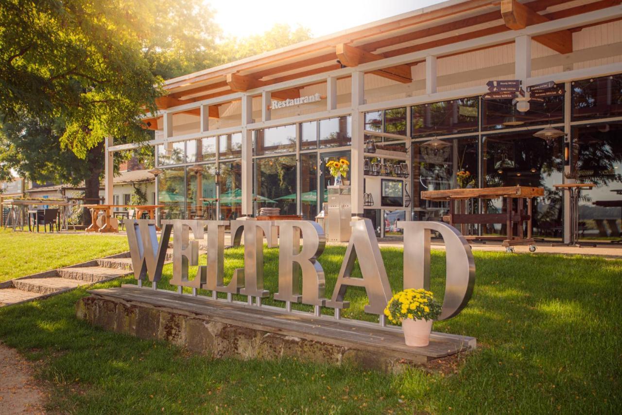 Weltrad Am Fluss Restaurant & Quartier Hotel Schönebeck Eksteriør billede